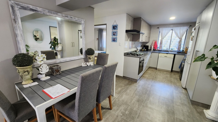 3 Bedroom Property for Sale in Island View Western Cape